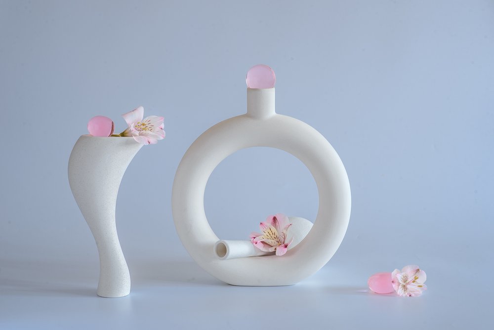 Minimalistisch roze stilleven door Alice Sheng