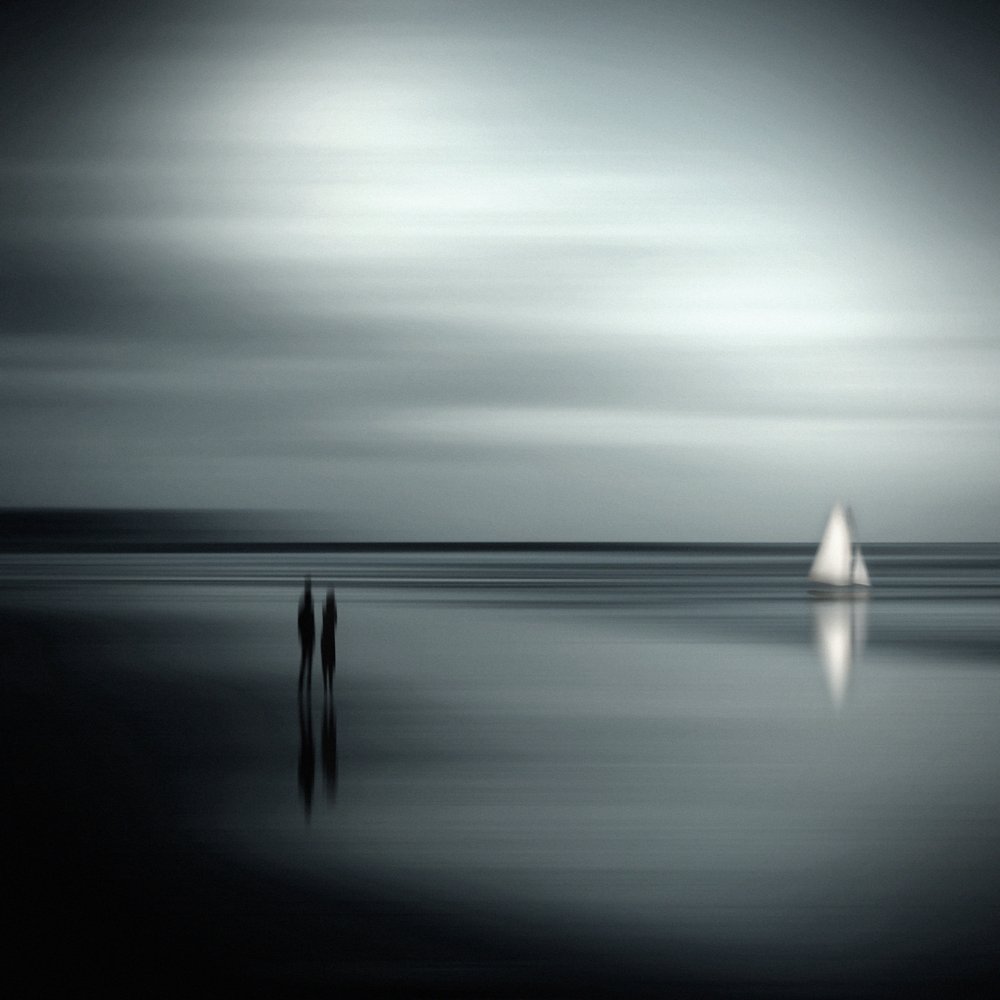 Dromerige silhouetten van de oceaan door Anja Buehrer
