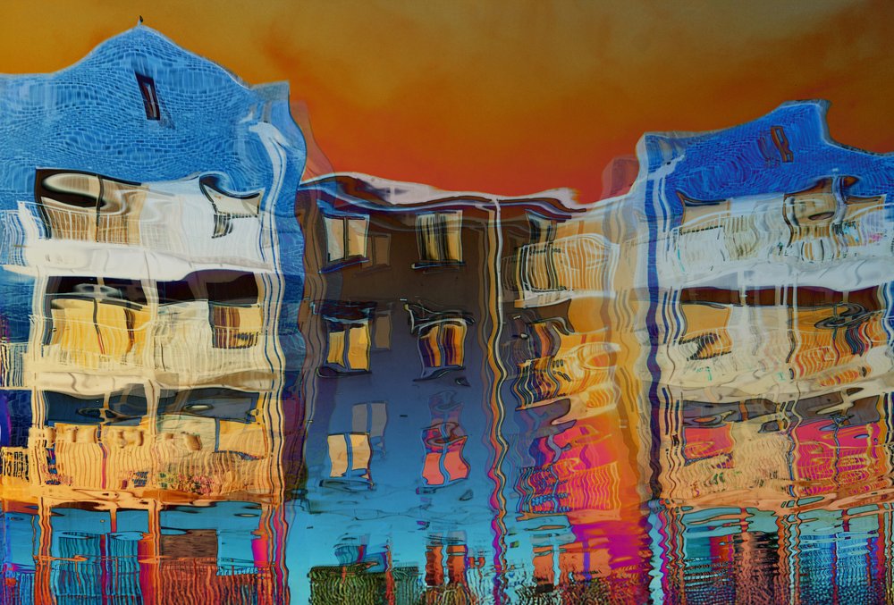 Levendige stadsreflecties door Chris Hamilton