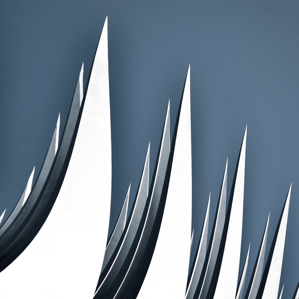 Scherpe abstracte vormen door Christina Sillen