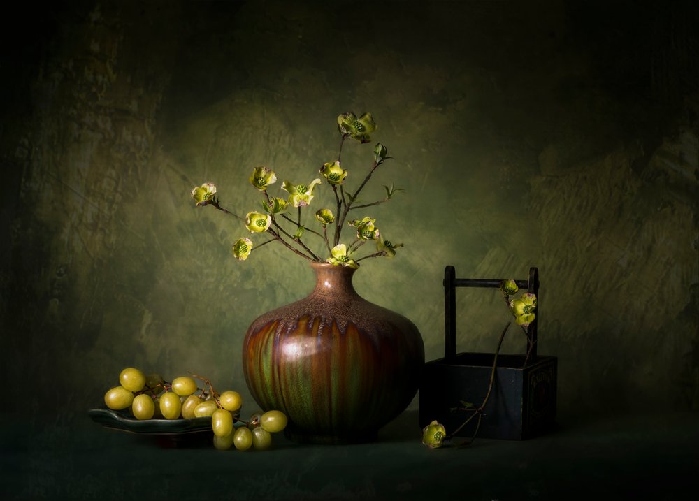 Elegant groen stilleven door John-Mei Zhong