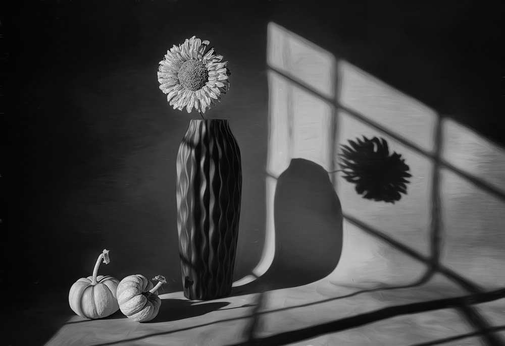 Stilleven met herfstzonnebloemen door Lydia Jacobs