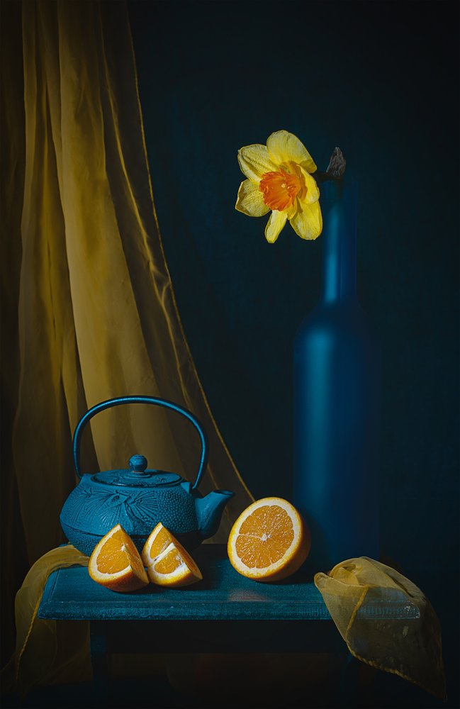 Narcissen-theepot Oranjes door Lydia Jacobs
