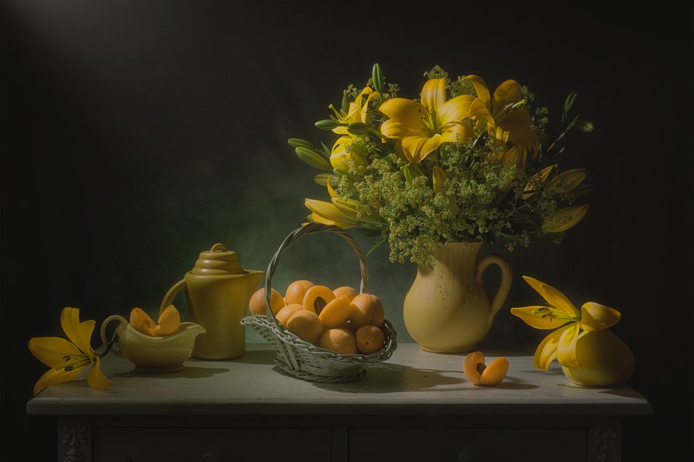 Gouden lelies en abrikozen door Lydia Jacobs