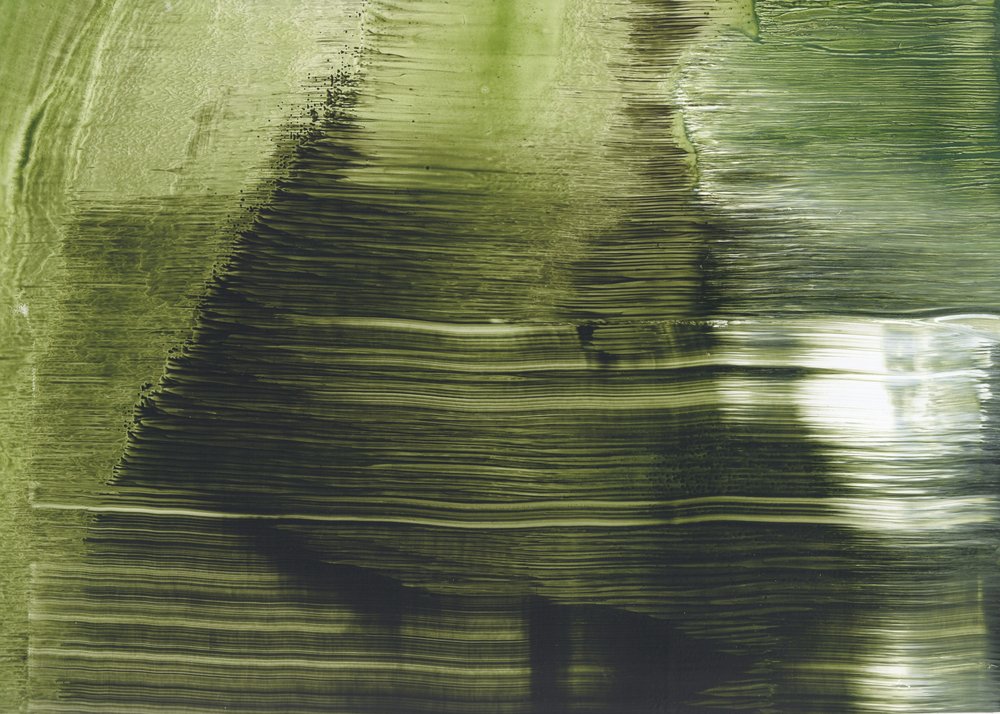 Vloeibaar groen – Abstract door Maira Ribena