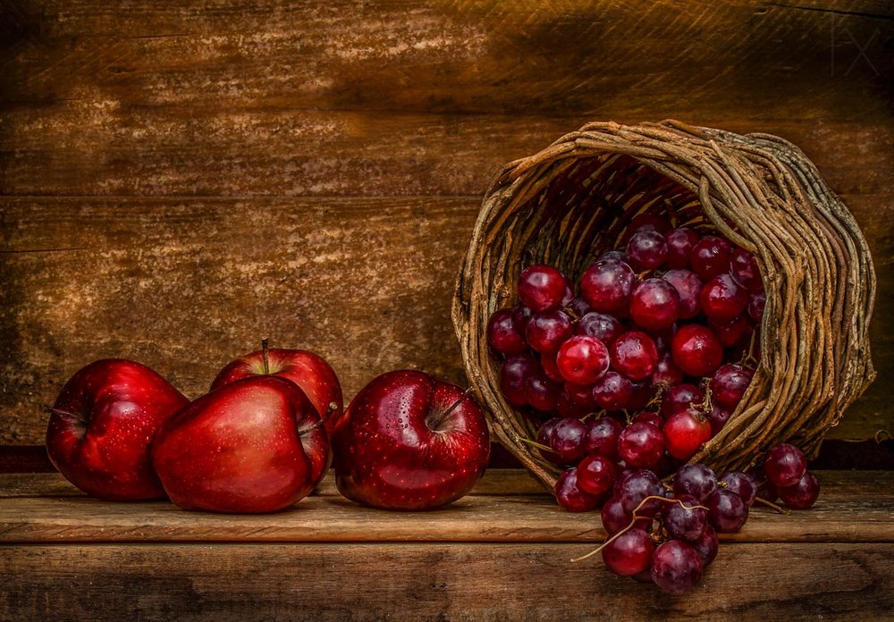 Stilleven met herfstfruit door Margareth Perfoncio
