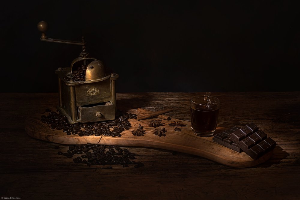 Donkere koffie en chocolade door Saskia Dingemans