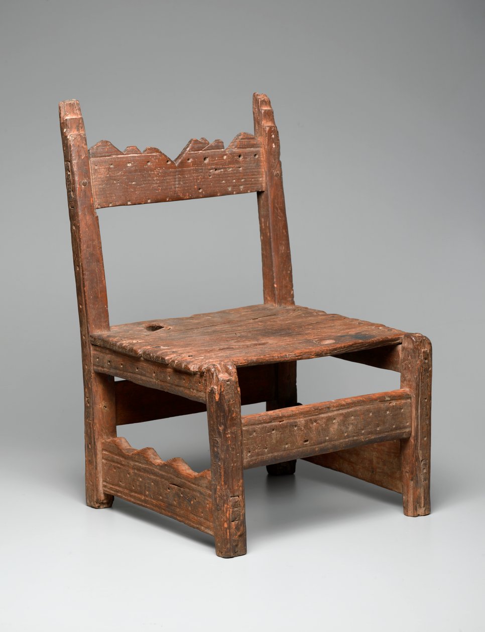Zuni stoel (tsem-pai-yai-nai) uit New Mexico, c.1850 door American School