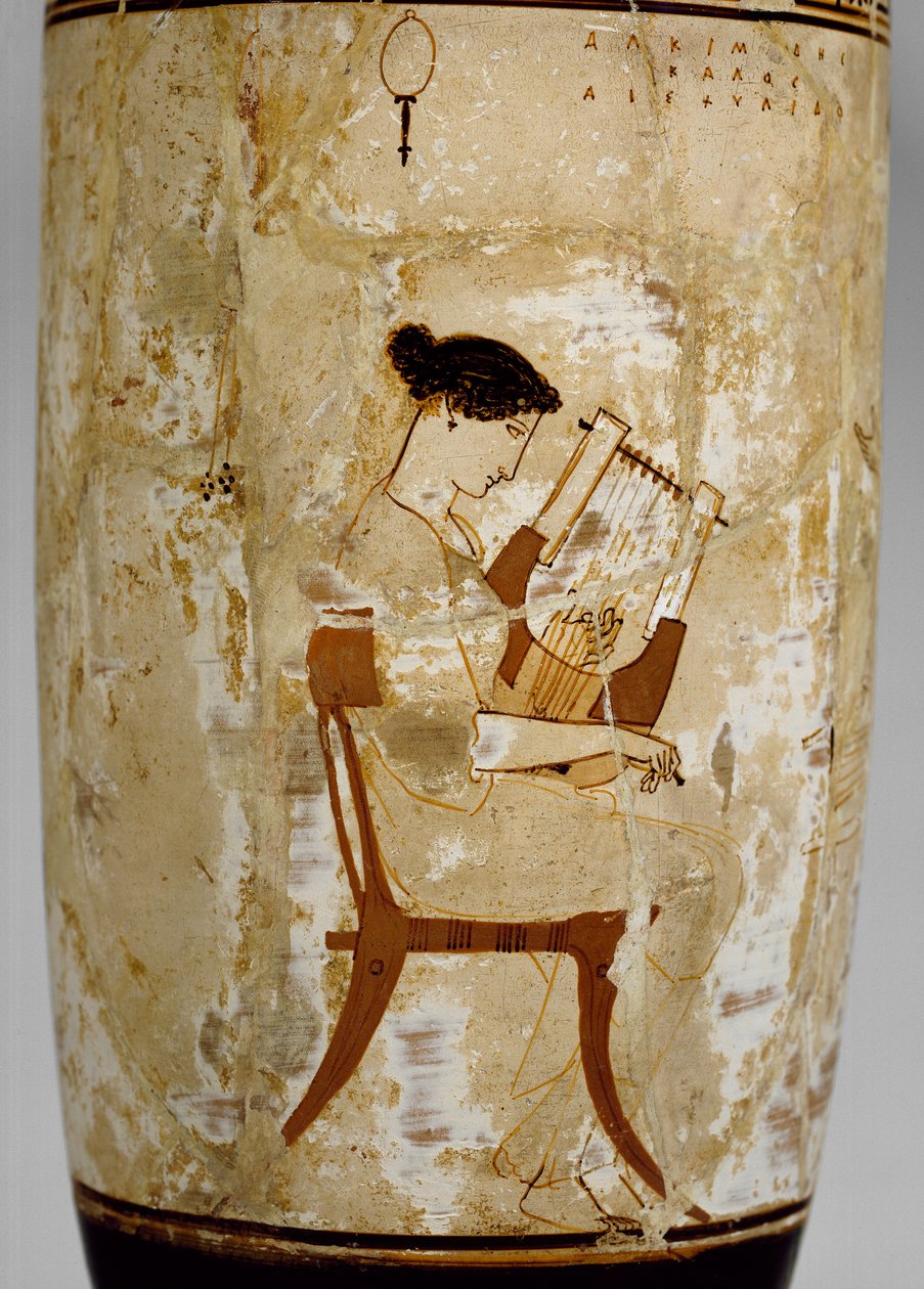 Attische wit-grond lekythos met afbeelding van vrouwelijke muzikanten, 5e eeuw v.Chr. door Achilles Painter