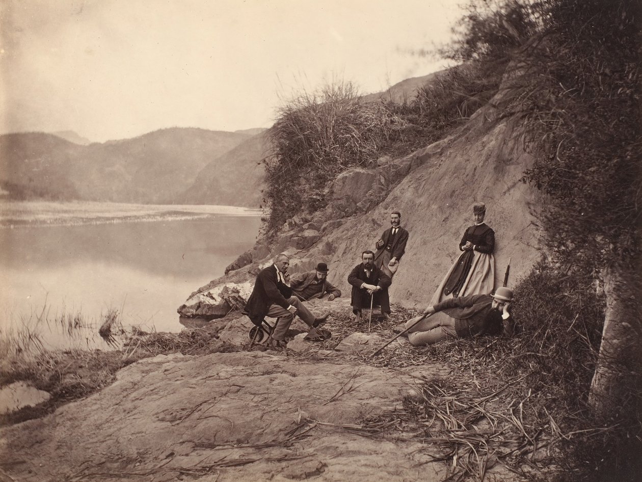 Groepsportret bij Fangguangyan-klooster, Fujian, ca. 1869 door Afong Lai