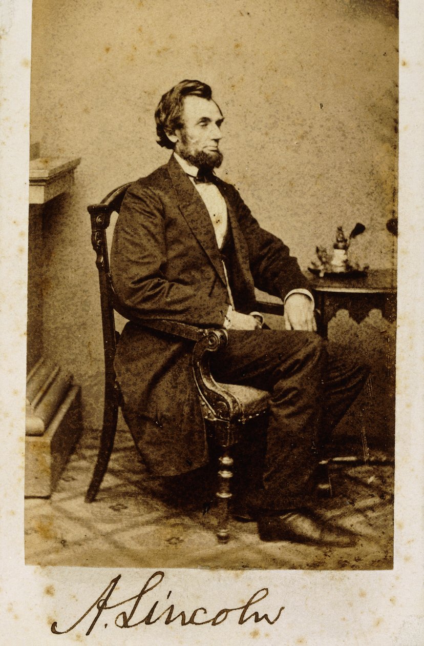 Een gesigneerde carte-de-visite foto van Abraham Lincoln door Alexander Gardner