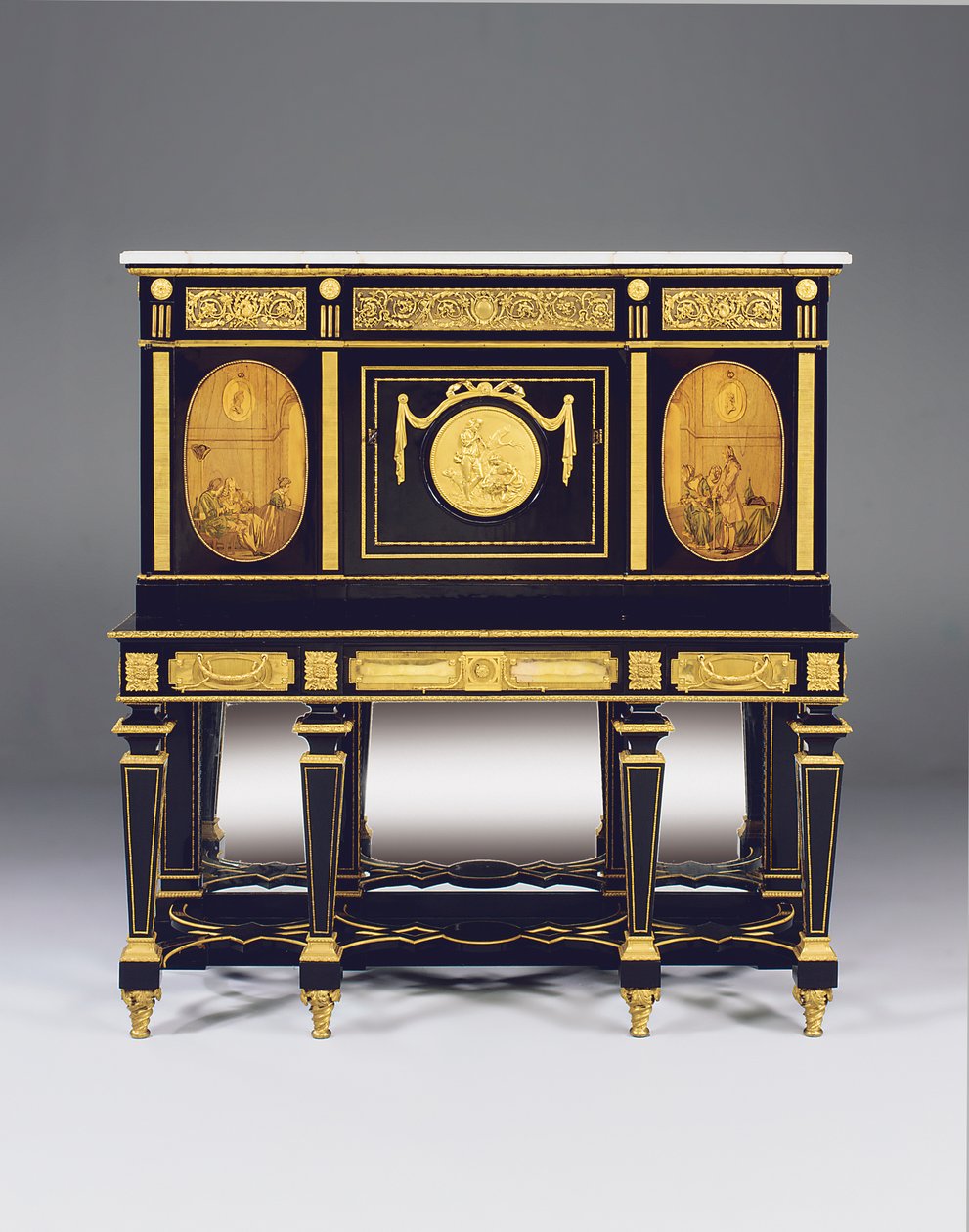 Kast-op-stand, met inlegpanelen en constructieve elementen van een commode door David Roentgen, de friesmonturen toegeschreven aan Francois Redmond door Alfred Emmanuel Louis Beurdeley
