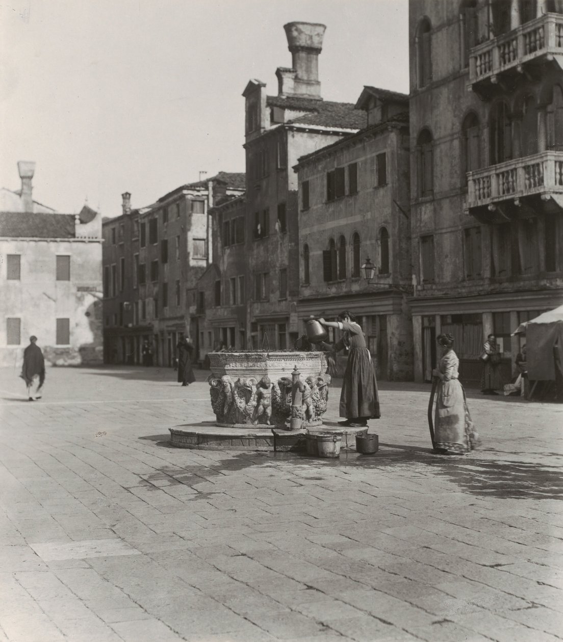 Een Venetiaanse put door Alfred Stieglitz