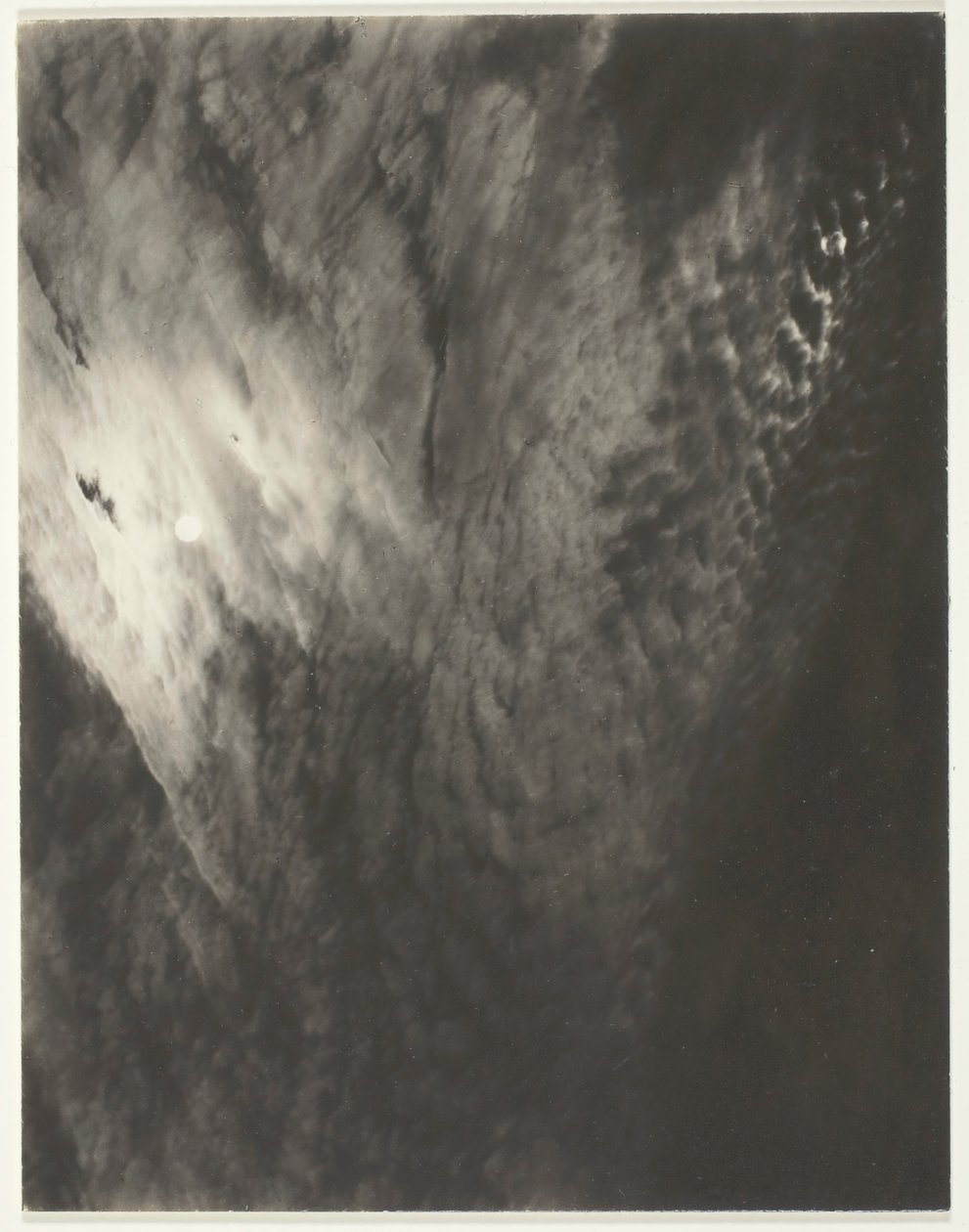 Equivalent, uit Set A Derde Set, Print 7, 1929 door Alfred Stieglitz
