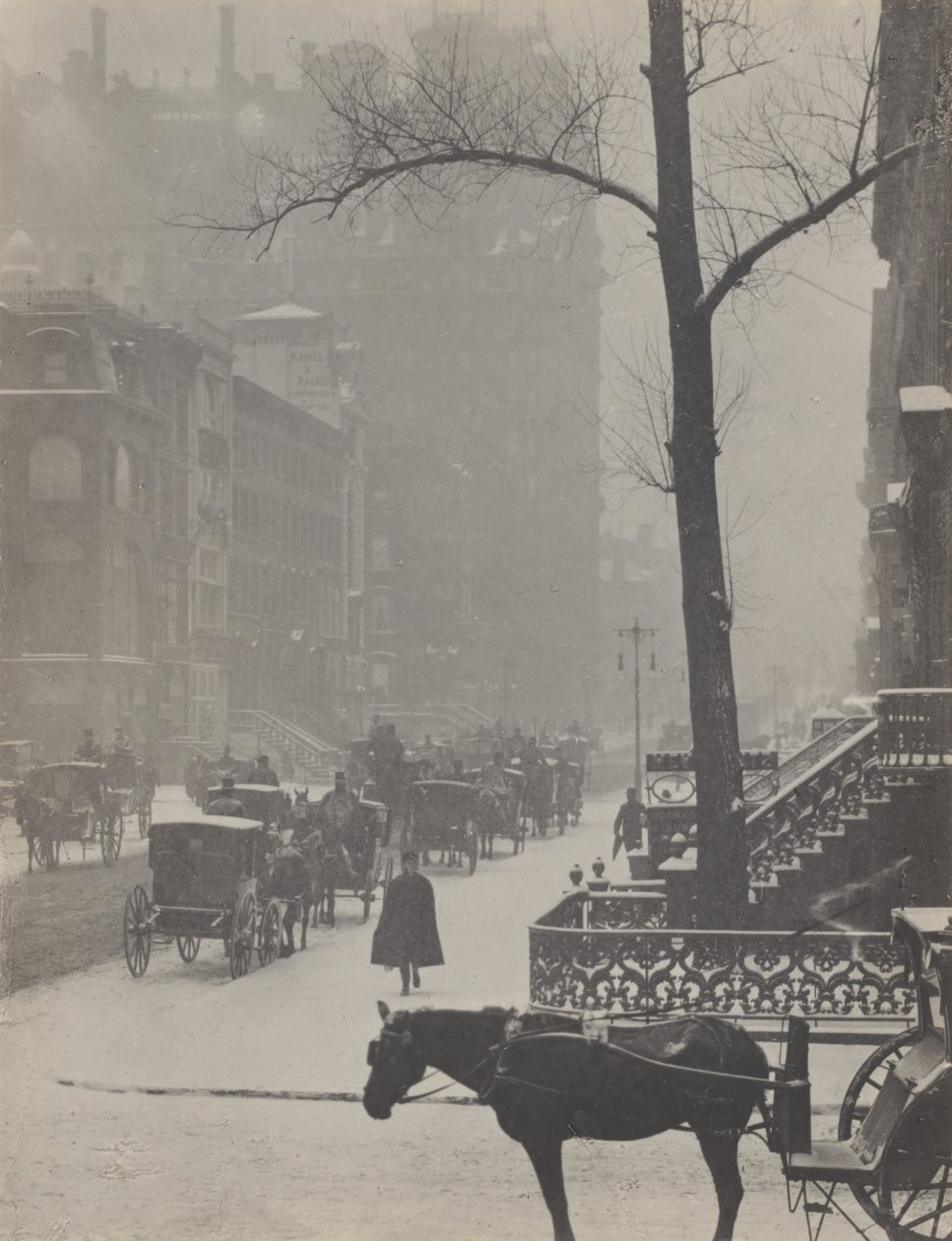 Fifth Avenue - 30th Street door Alfred Stieglitz