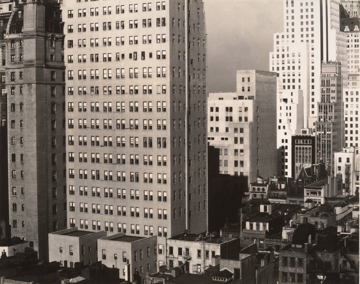 Vanuit mijn raam bij An American Place, Noord door Alfred Stieglitz