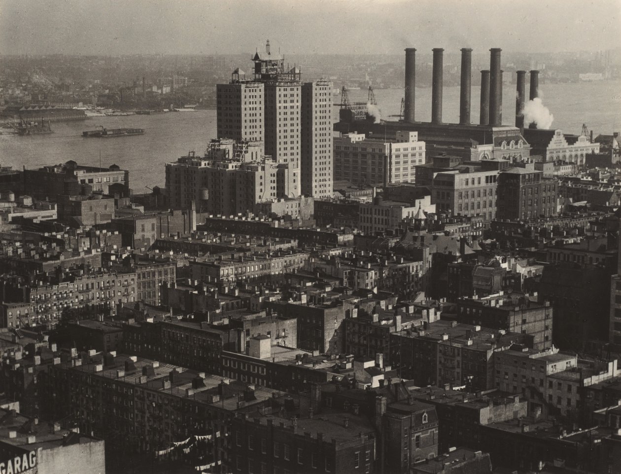 Vanuit Shelton, New York (kamer 3003), kijkend naar het zuidoosten door Alfred Stieglitz