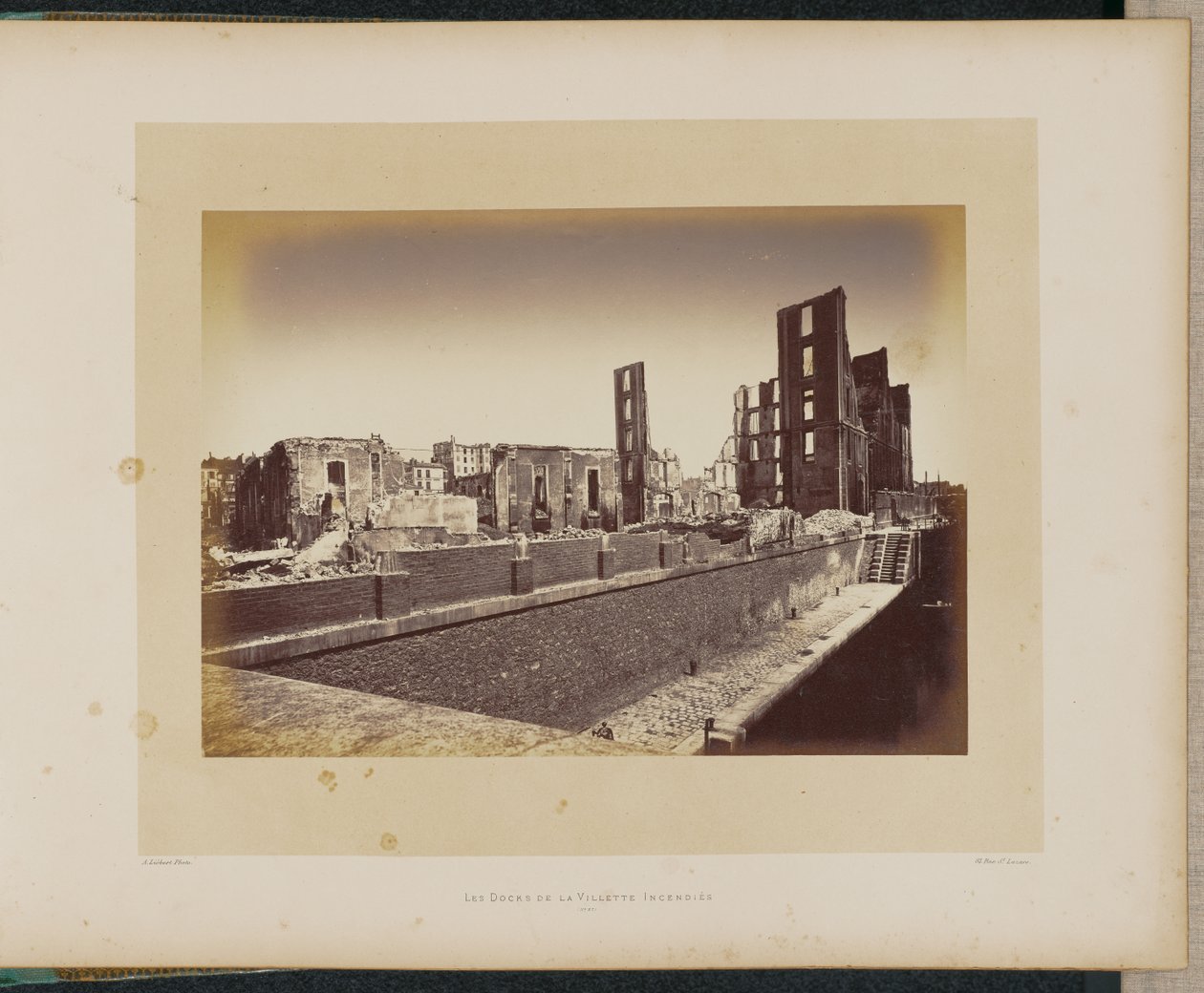 De brandende dokken van La Villette door Alphonse J. Liébert