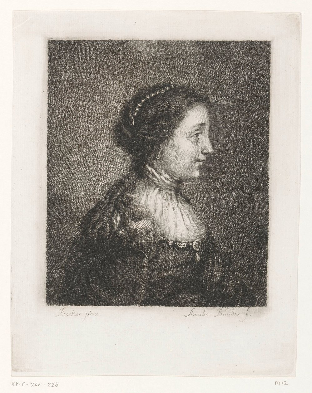 Borstbeeld van een vrouw met parels in het haar door Amalie Baader