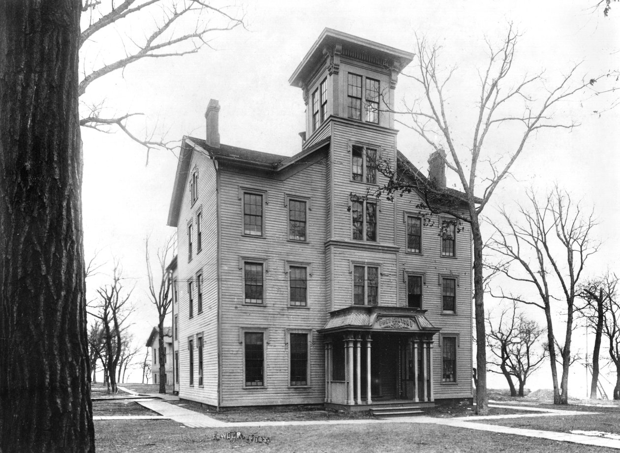 Old College, Evanston, gebouwd in 1855 door American Photographer