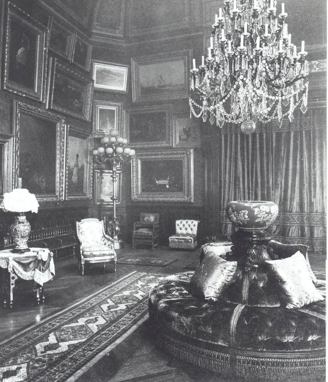 Salon van het huis van de familie Astor, Fifth Avenue, New York door American Photographer