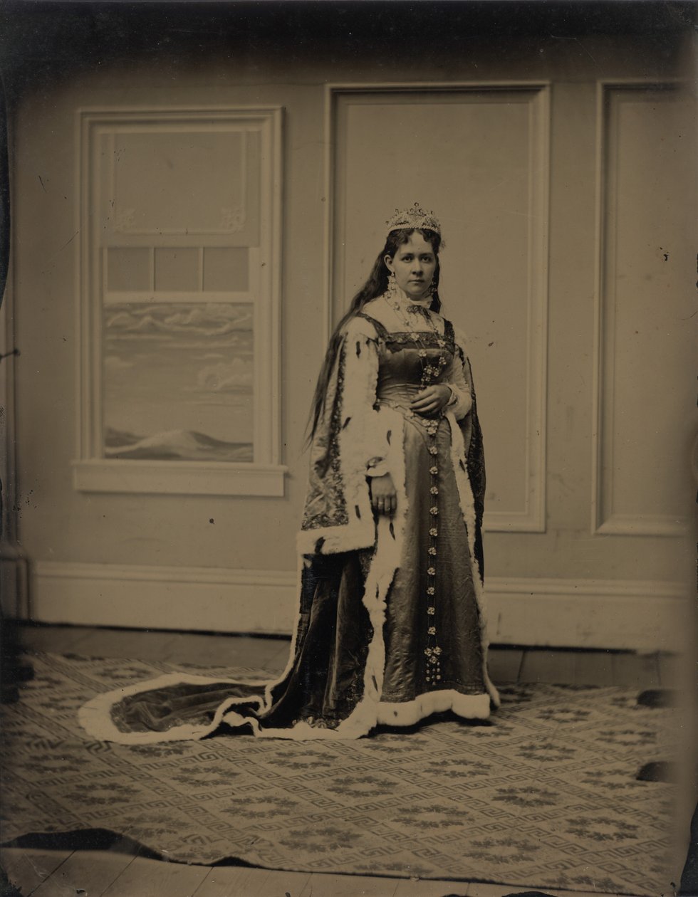 Portret van een vrouw,jaren 1880 (foto) door American Photographer