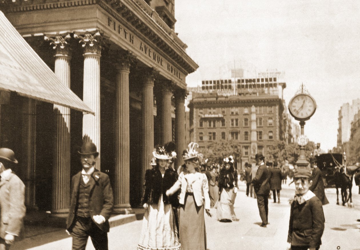 Het Fifth Avenue Hotel op Madison Square, New York City, 1896 door American Photographer