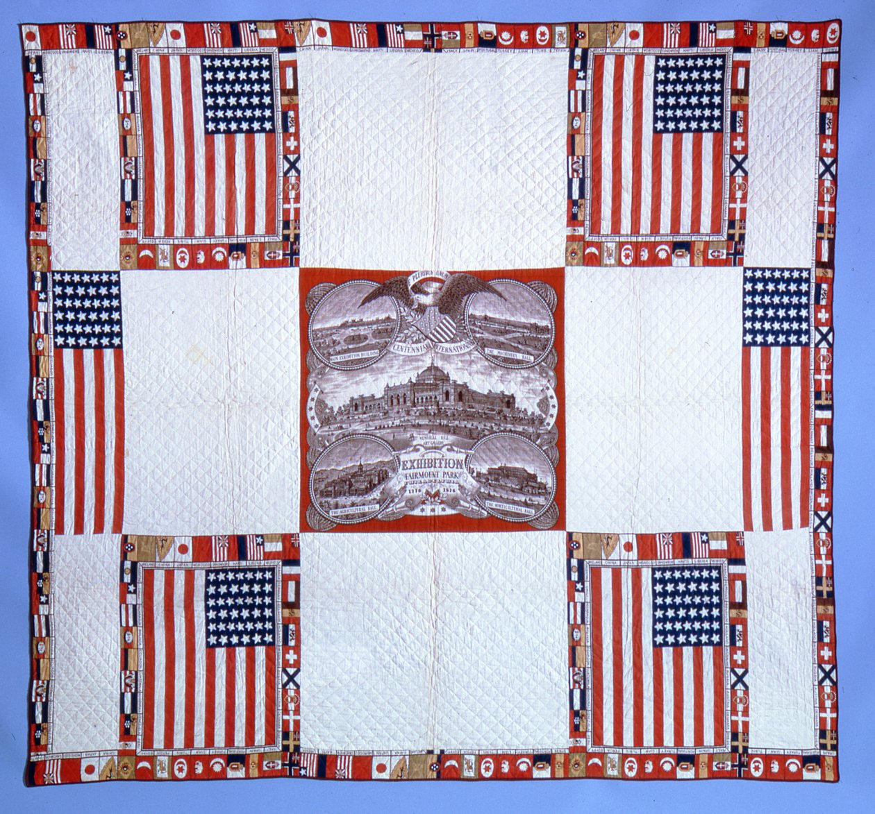 Eeuwfeest quilt, Massachusetts, 1876 door American School