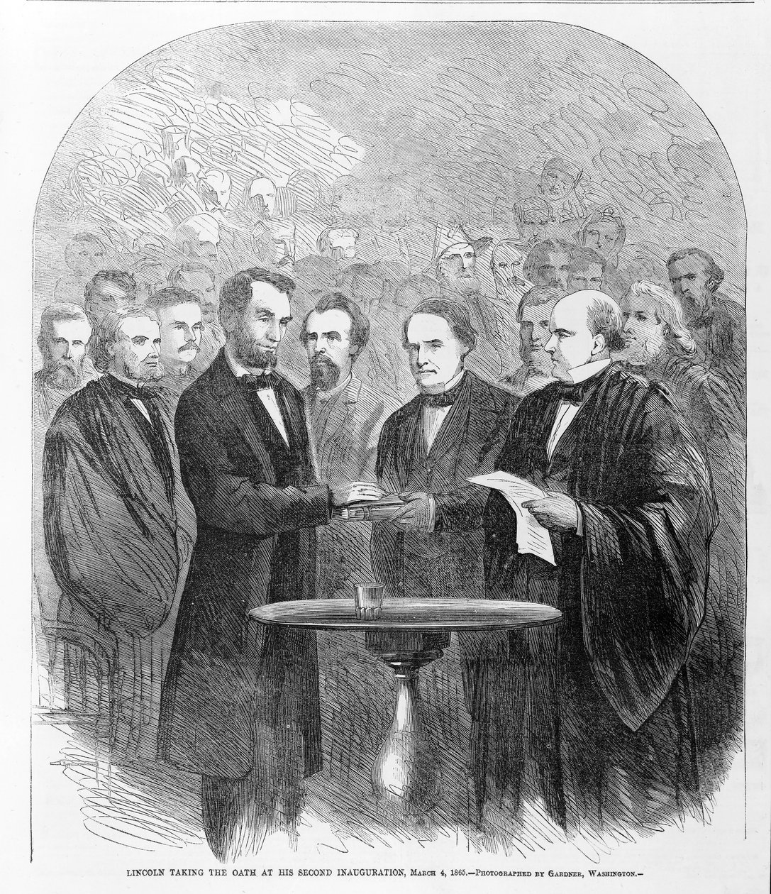 Lincoln legt de eed af bij zijn tweede inauguratie, 4 maart 1865, gepubliceerd 1865 door American School