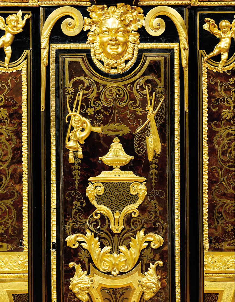Louis XIV petit armoise, ca. 1700-10 door Andre Charles (attr. to) Boulle