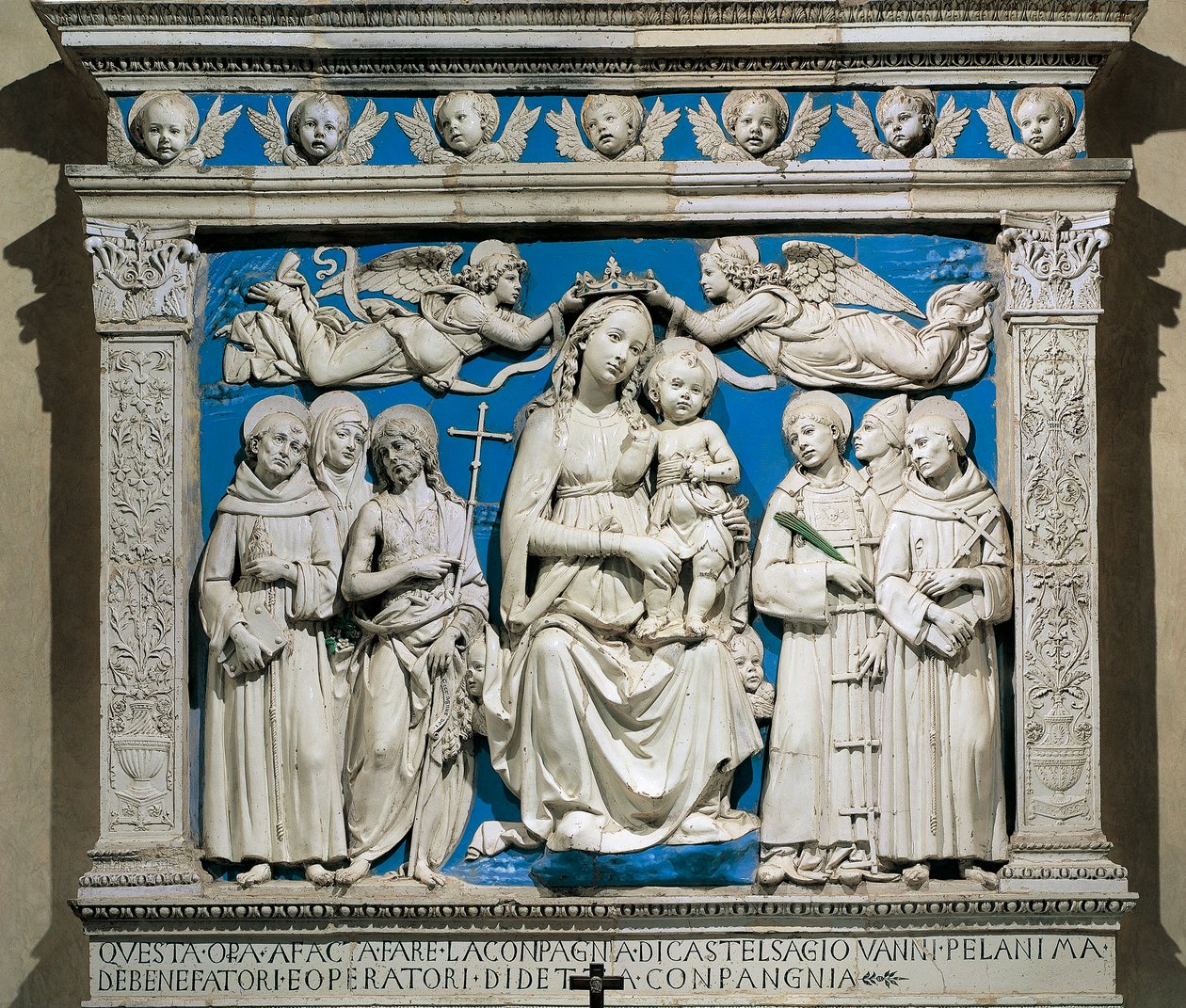 Madonna en Kind met Heiligen door Andrea Della Robbia