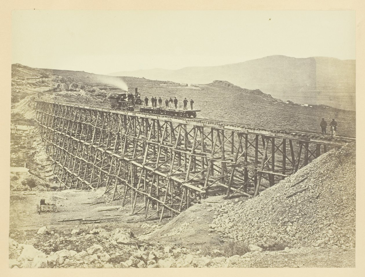 Trestle Work, Promontroy Point, Salt Lake Valley door Andrew Joseph Russell
