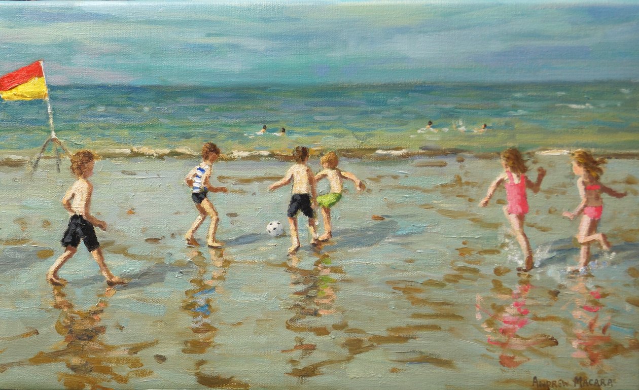 Strandvoetbal, Sheringham, 2018 (olieverf op doek) door Andrew Macara