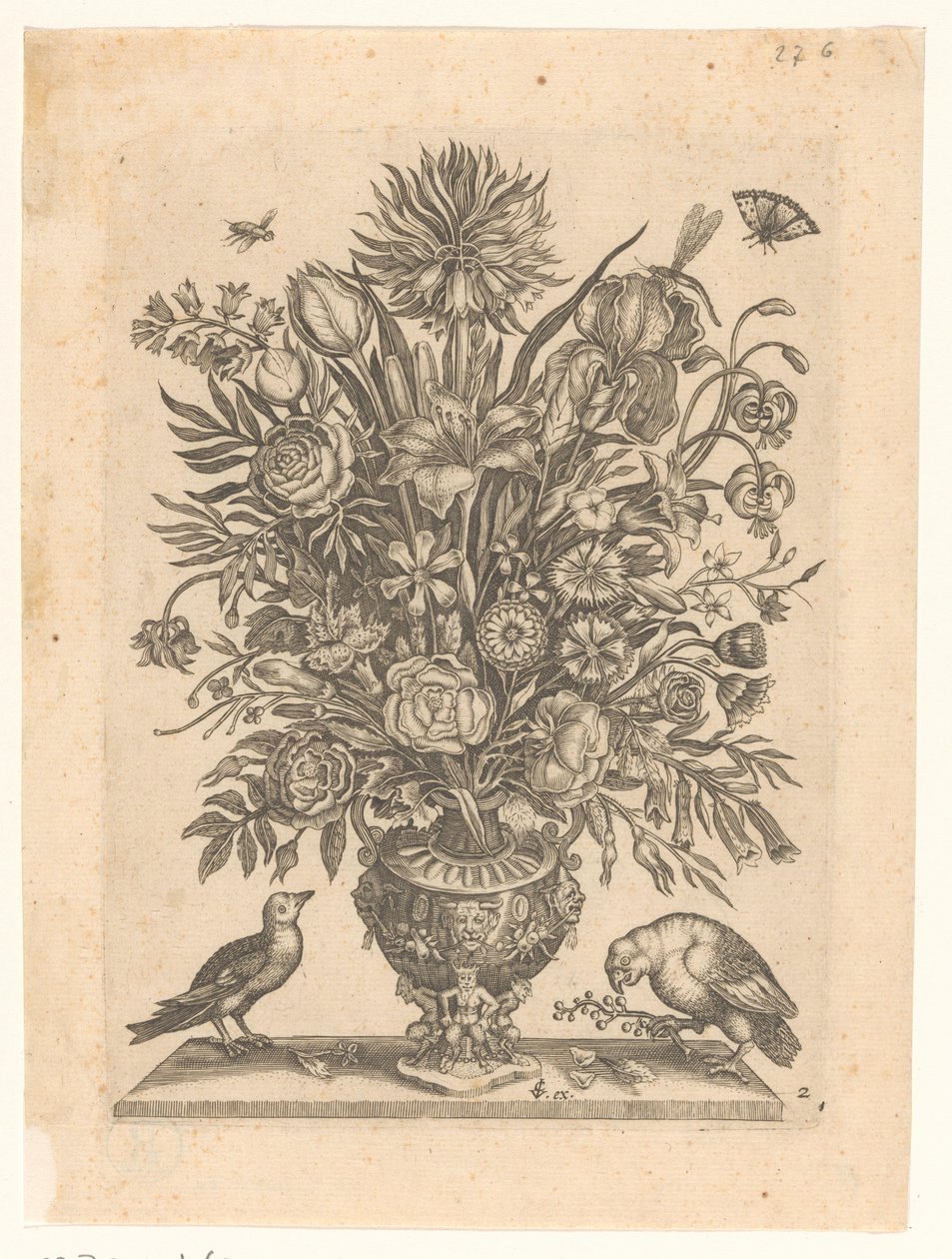 Vaas met bloemen en twee vogels door Anonymous