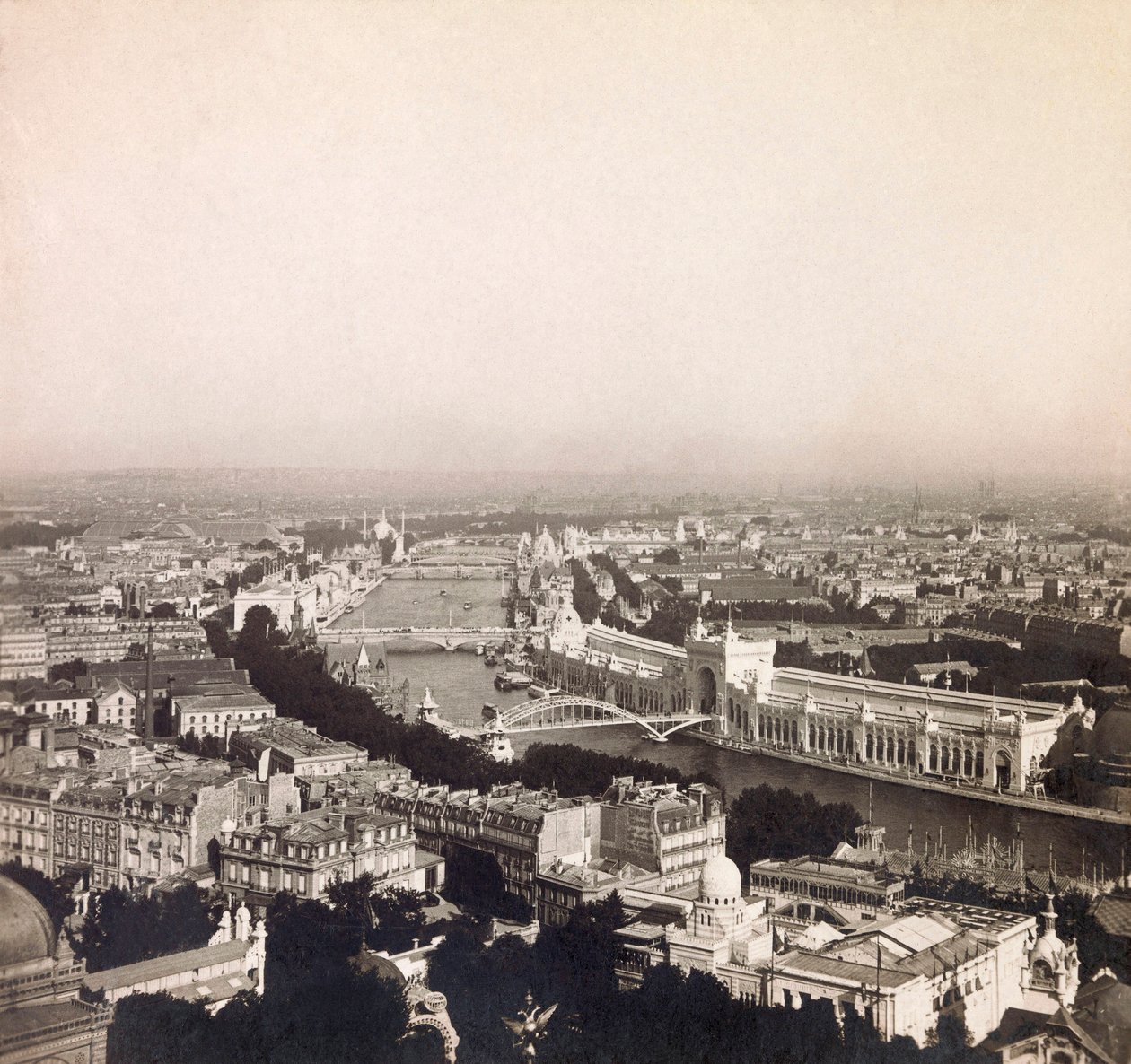Wereldtentoonstelling van 1900 - Exposition Universelle de 1900 in Parijs: Panoramisch uitzicht - privécollectie door Anonymous Anonymous