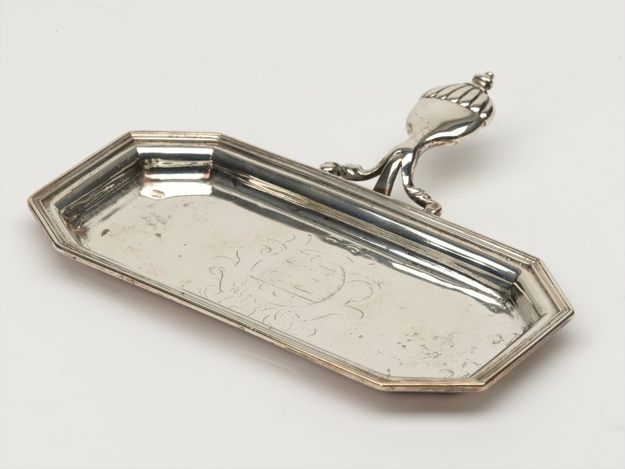 Kaarsendoverblad, Board of Ordnance, ca. 1696 door Anthony Nelme