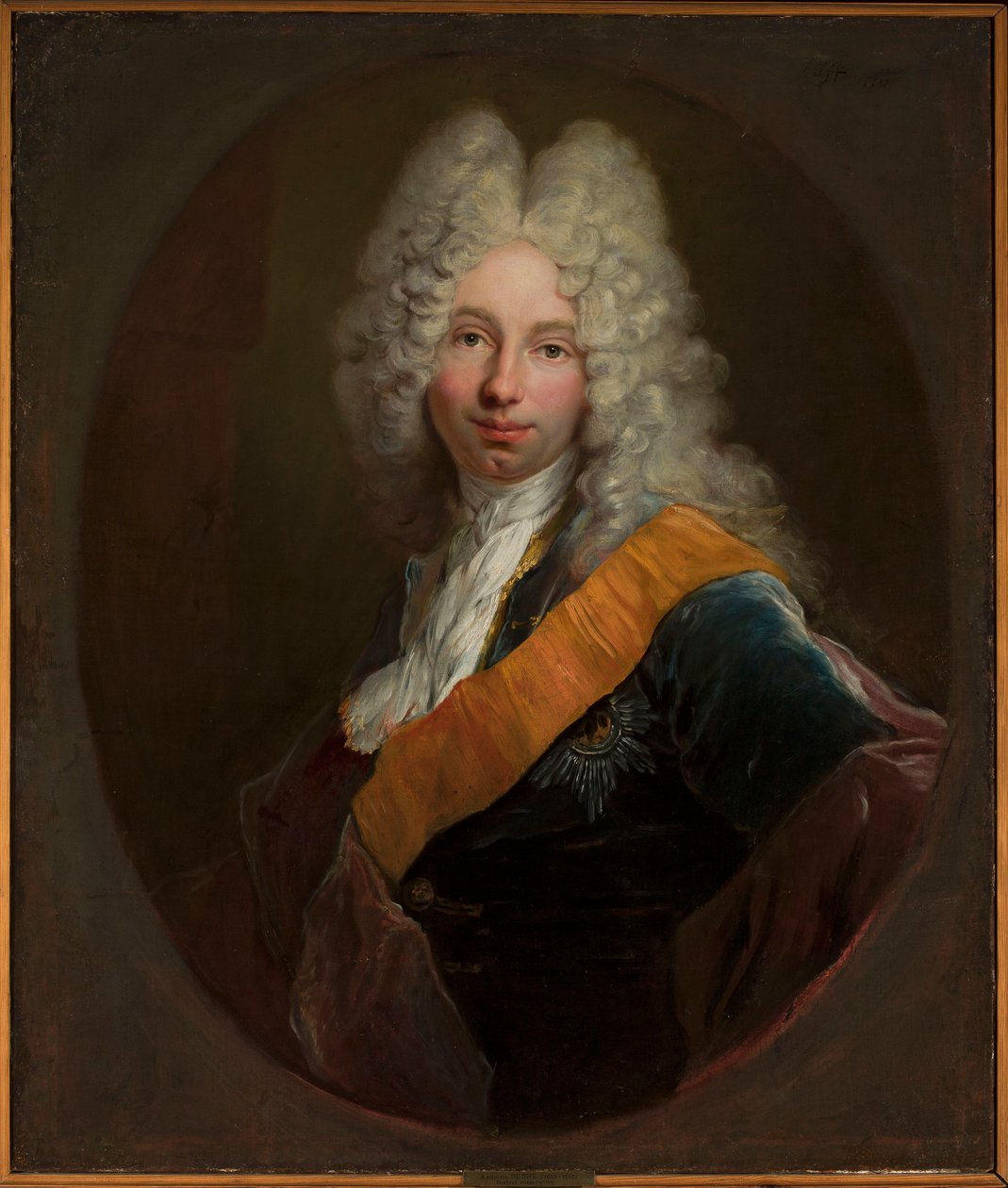 Friedrich Wilhelm Kettler (1692-1711) (Portret van een man met een pruik en de Orde van de Zwarte Adelaar) door Antoine Pesne