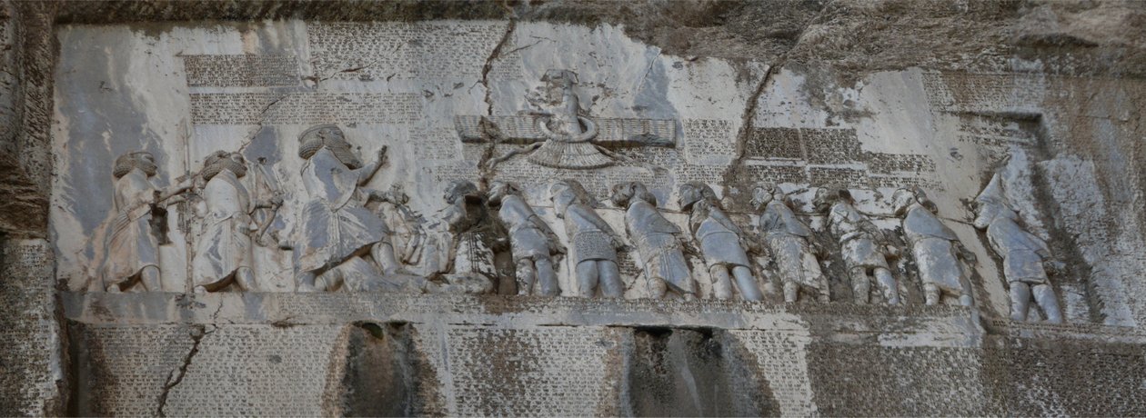 Darius I de Grote. De Behistun-inscriptie, 6e eeuw v.Chr. door Assyrian