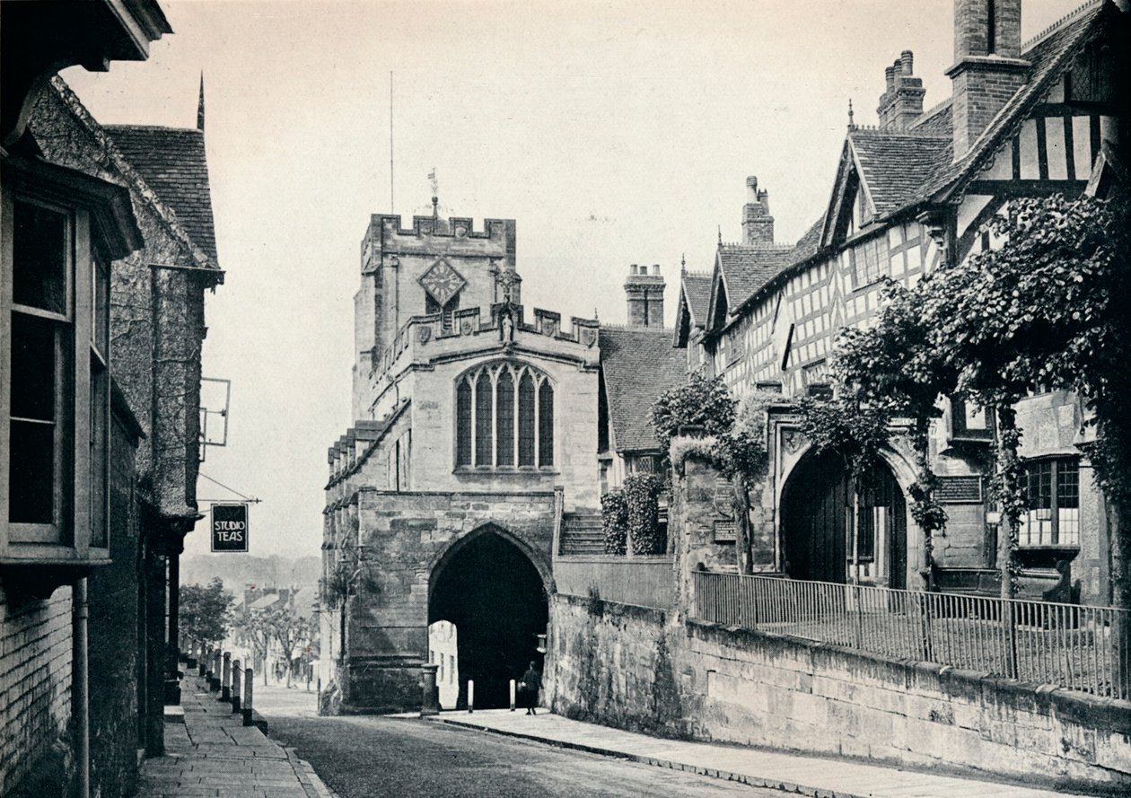 St. James Church over West Gate, Warwick, Warwickshire, 1929 door BC Clayton