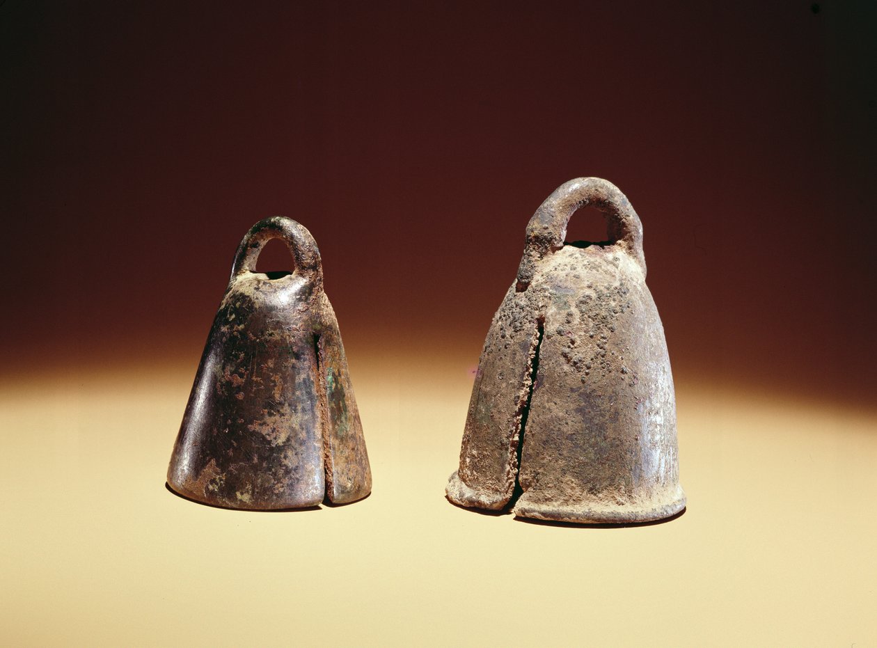 Paardenbellen, uit Babylon, Irak, ca.700 v.Chr. door Babylonian