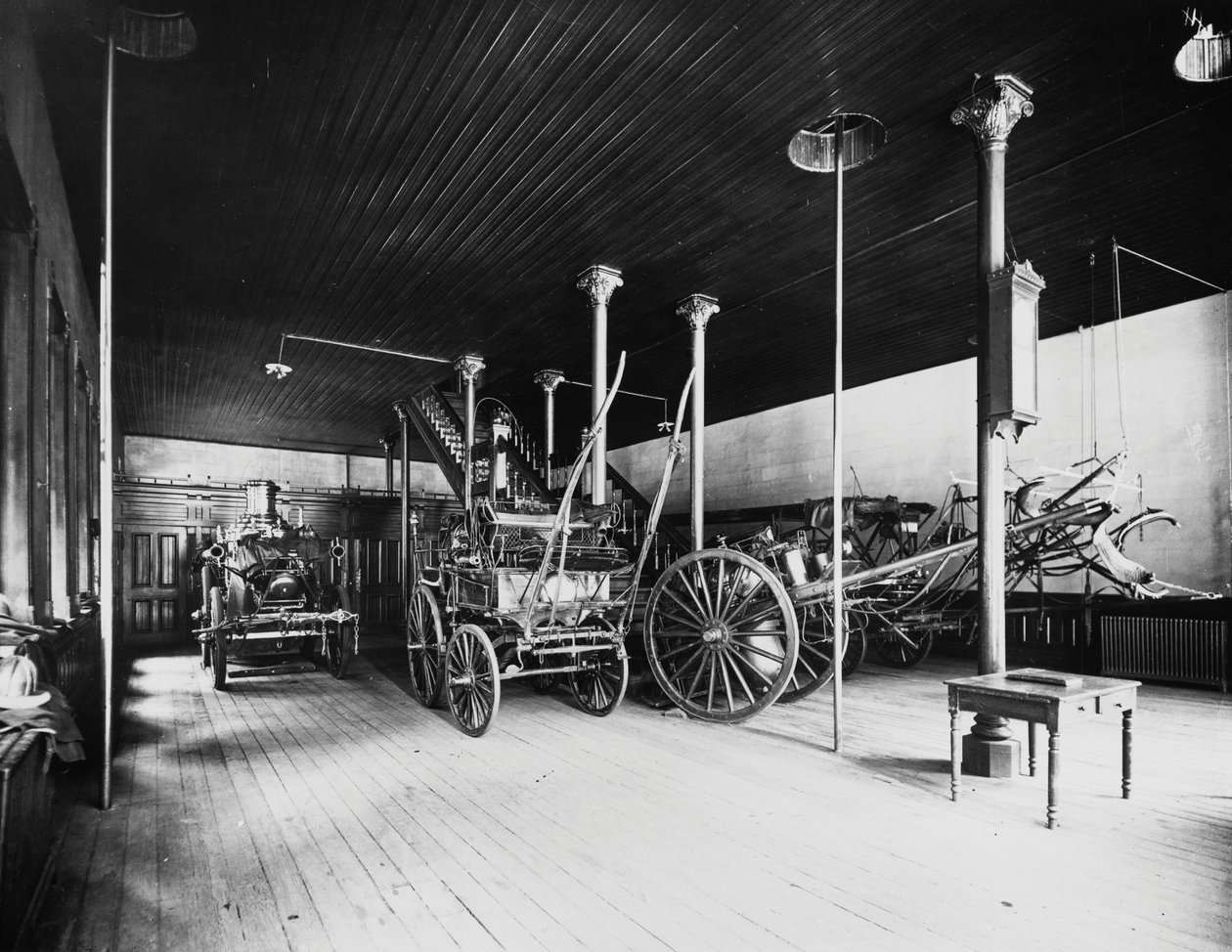 Engine House No. 40, Chicago, Illinois, VS, ca. 1905 door Barnes and Crosby