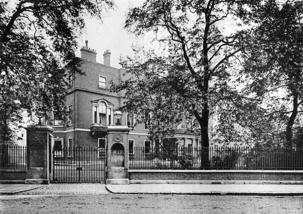 Portman House, Portman Square, 1908 door Bedford Lemere and Company