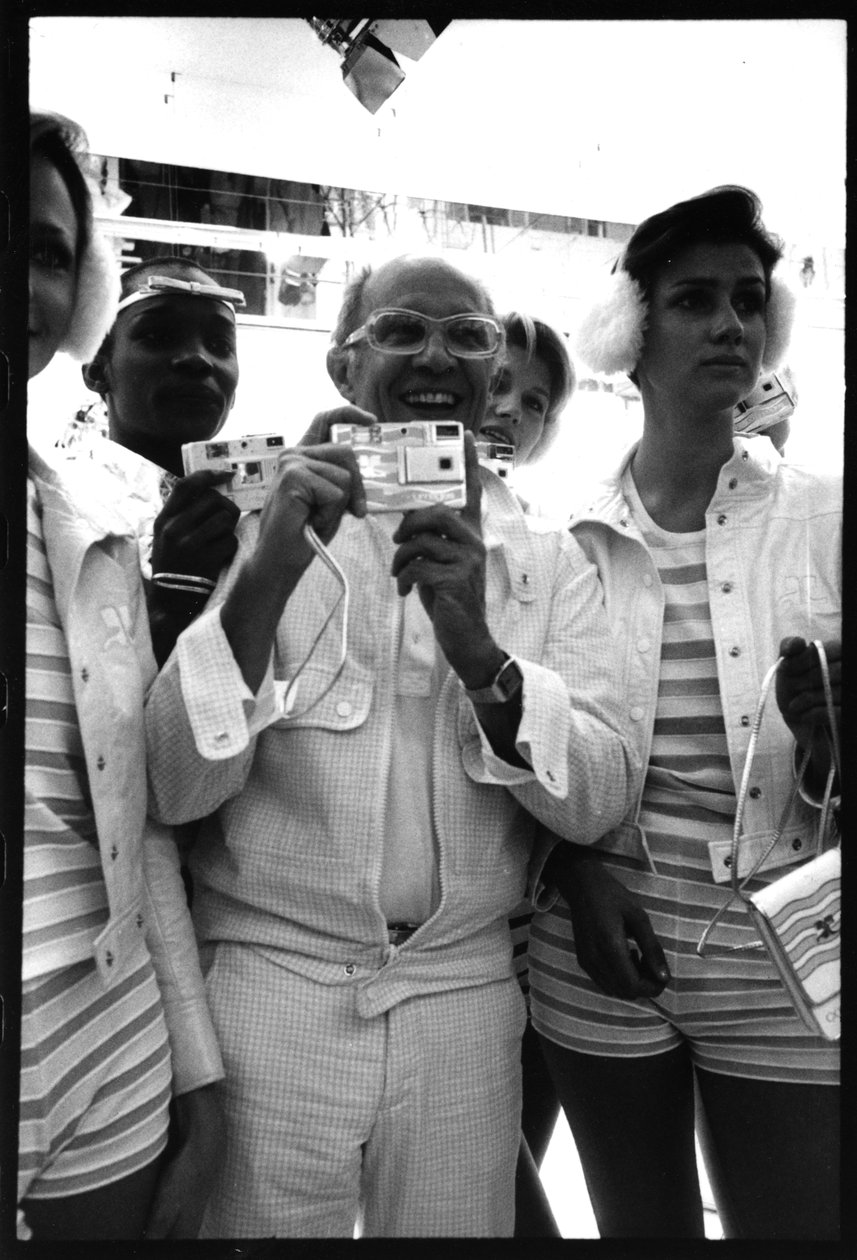 Andere COURREGES door Bernard Perrine