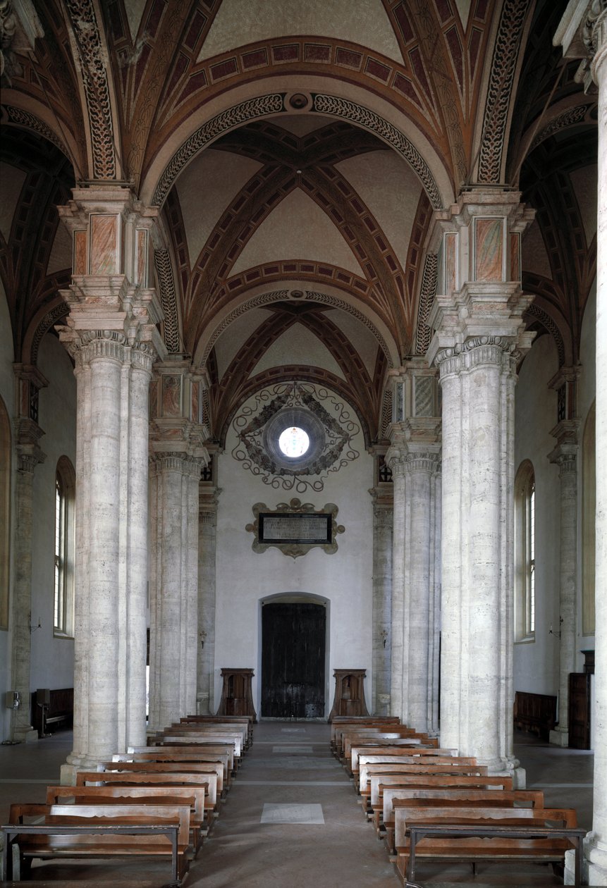 Interieur van de kerk van Pienza door Bernardo Rossellino