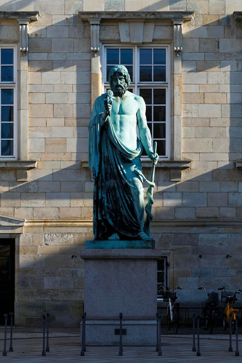 Asclepius door Bertel Thorvaldsen