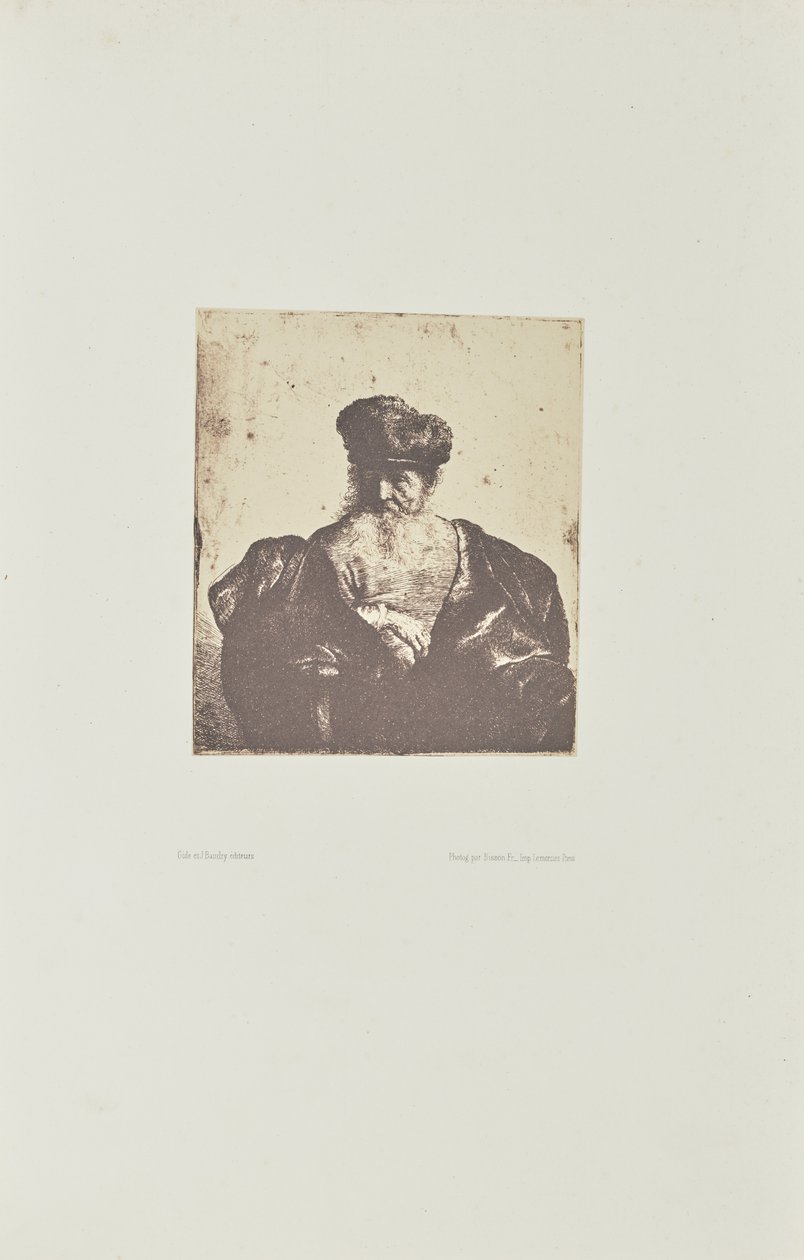 [Oude man met baard, bontmuts en fluwelen mantel]. door Bisson Frères