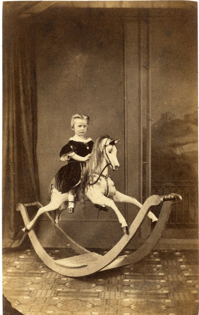 Jong meisje op groot hobbelpaard, 1860s door Brading and Cantelo