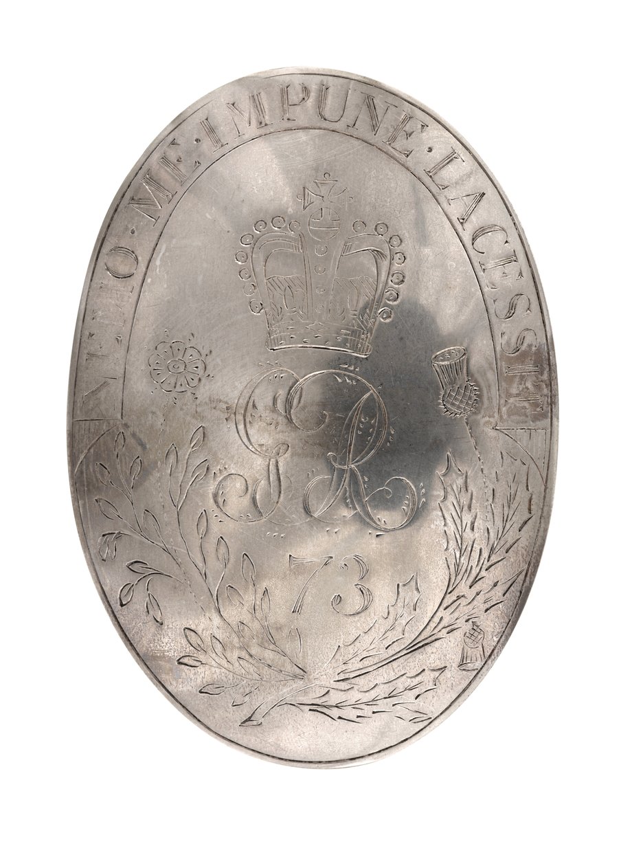 Schouderriemplaat, 73e (Highland) Regiment Voetvolk, ca. 1788 (schouderriemplaat) door British School