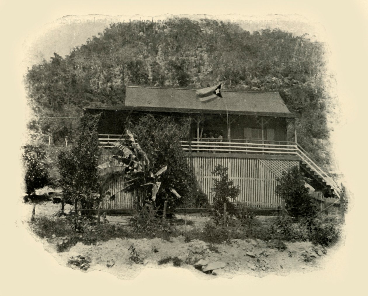 Cubaans hoofdkwartier in Daiquiri, Spaans-Amerikaanse Oorlog, juni 1898, 1899 door Burr McIntosh