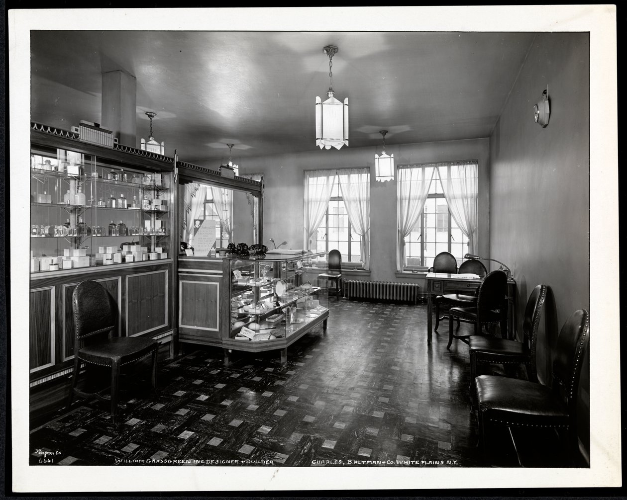 Interieur van de Charles of the Ritz schoonheidssalon bij B. Altman und Co., 1932 door Byron Company
